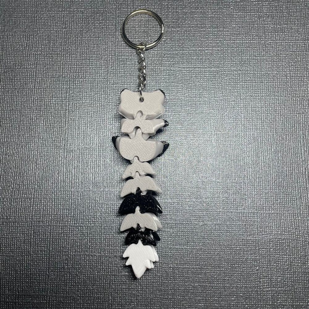 3D Printed Raccoon Key Ring - Picture 4 of 6